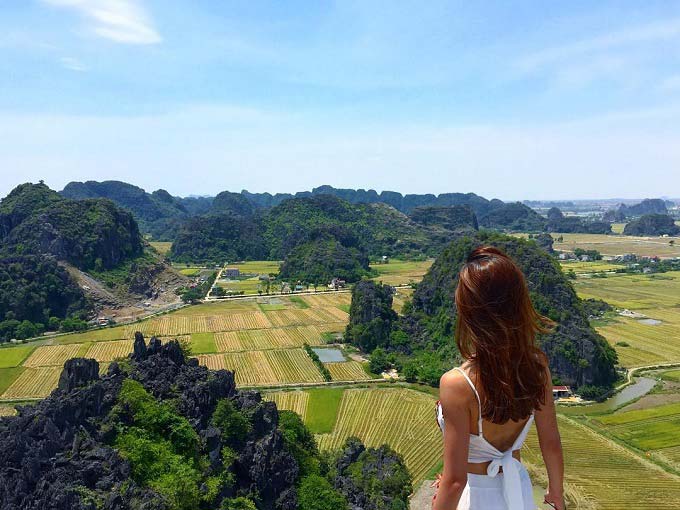 Hang Mua | The glamorous 'queen' of Trang An stands tall in Ninh Binh