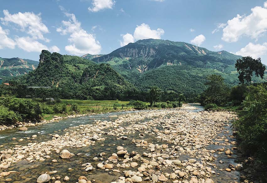 Chasing gold in the northern mountains of Vietnam