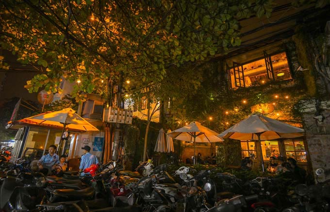 10 places to enjoy a full night in Hanoi