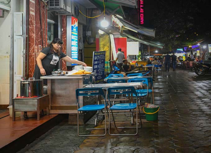 10 places to enjoy a full night in Hanoi