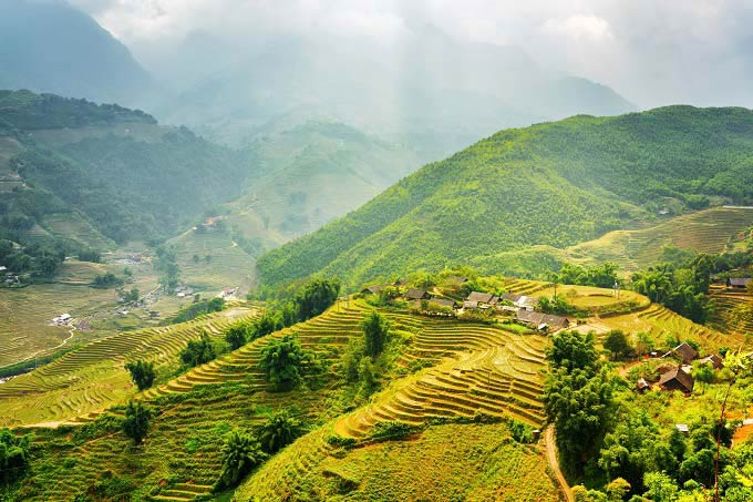 NatGeo lists Vietnam mountain range among world’s best destinations