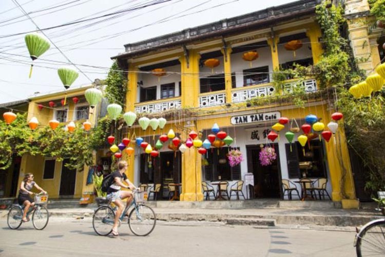 Vietnam’s Hoi An goes easy on British wallets