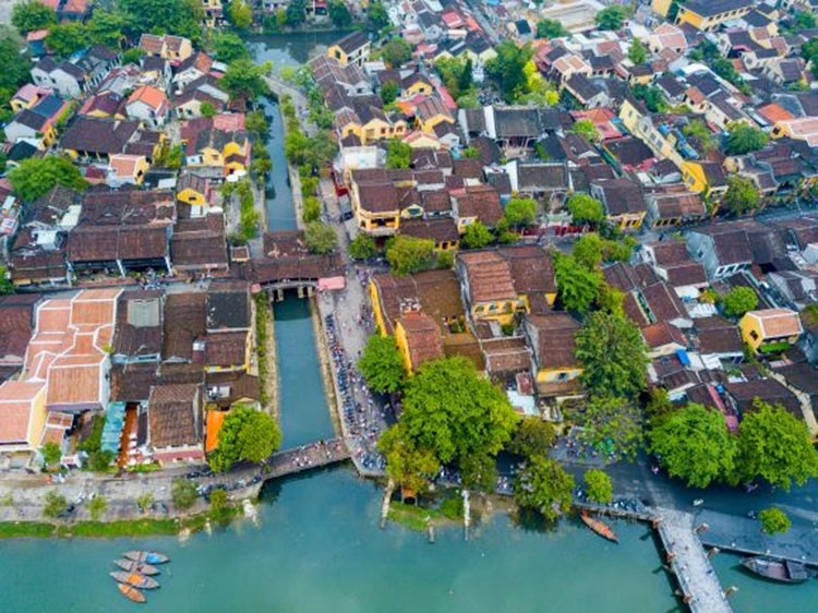 Vietnam’s Hoi An goes easy on British wallets