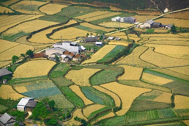 Ha Giang’s ample bosom nurtures its valleys, rivers