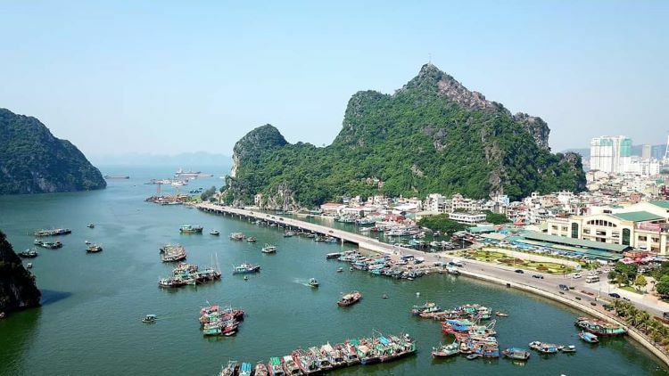 Ha Long Bay’s fishing villages