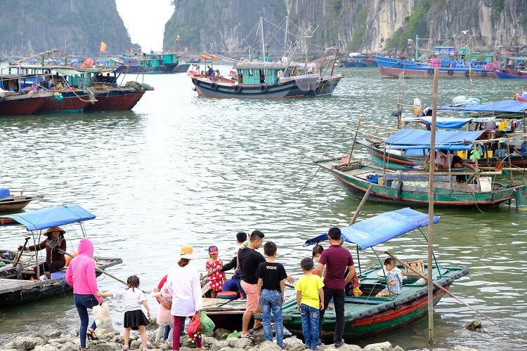 Ha Long Bay’s fishing villages